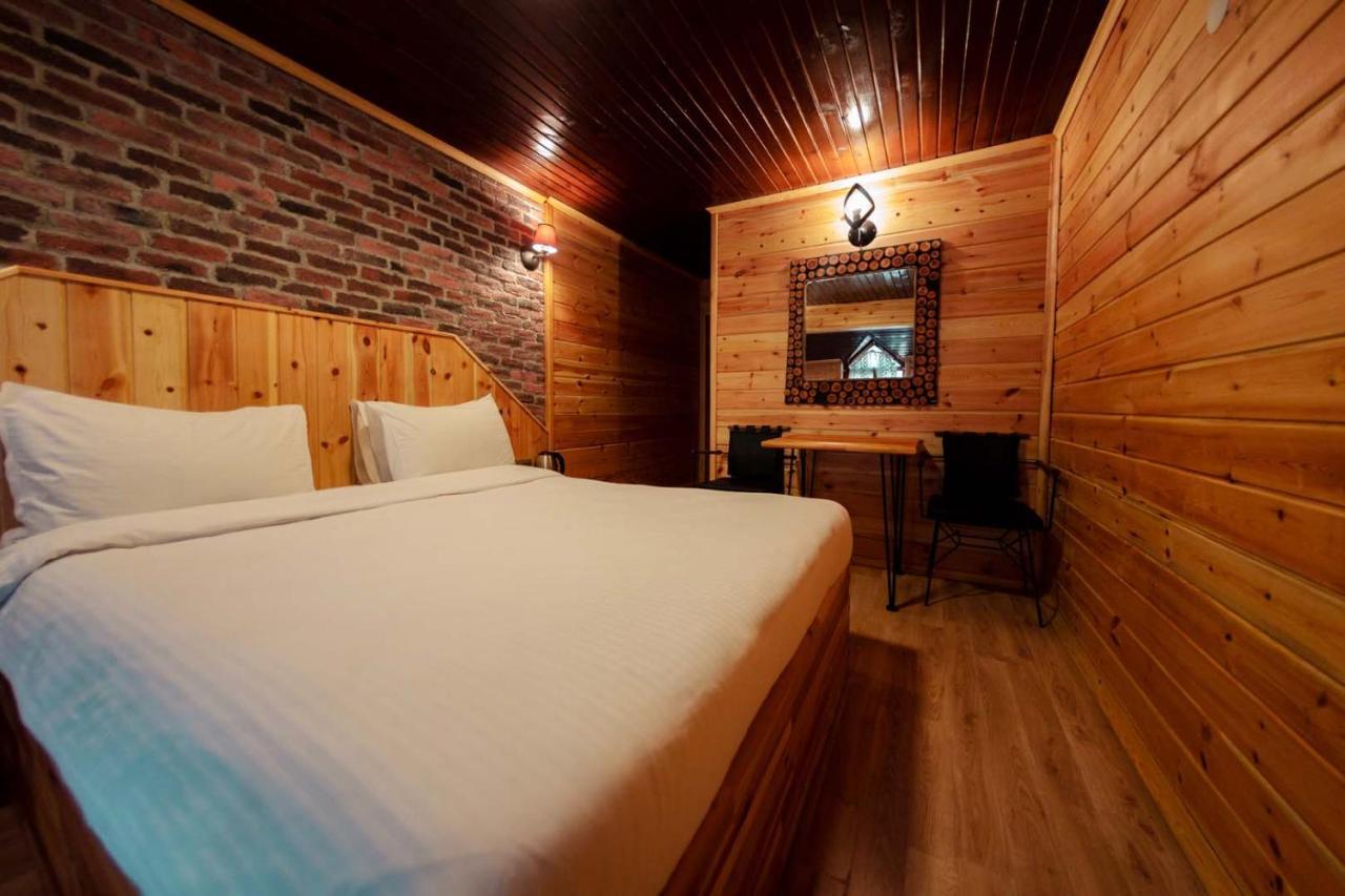 Abant Yayla Dagevi Bed & Breakfast Dereceoren Ngoại thất bức ảnh