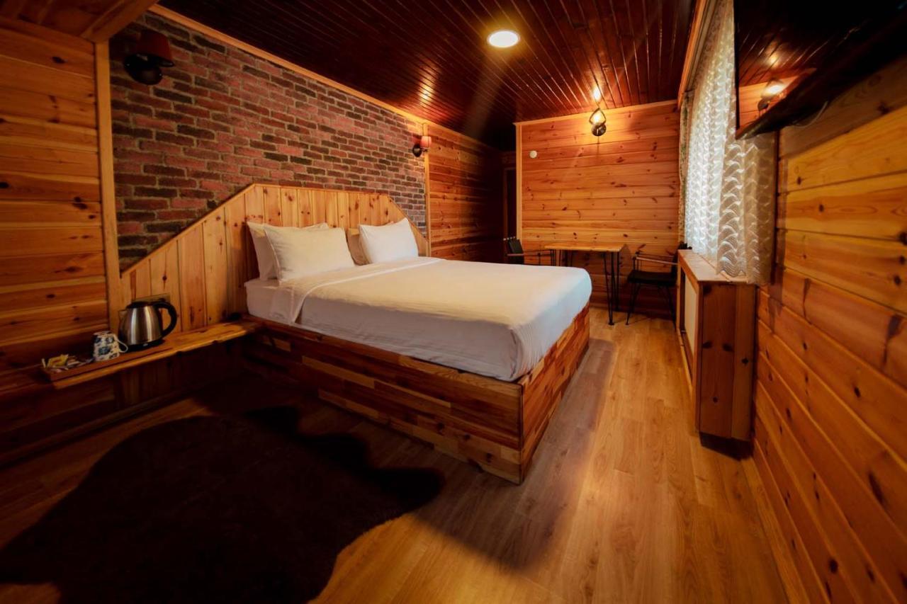Abant Yayla Dagevi Bed & Breakfast Dereceoren Ngoại thất bức ảnh