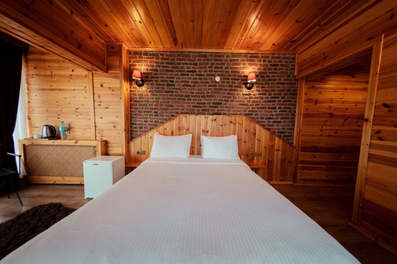 Abant Yayla Dagevi Bed & Breakfast Dereceoren Ngoại thất bức ảnh